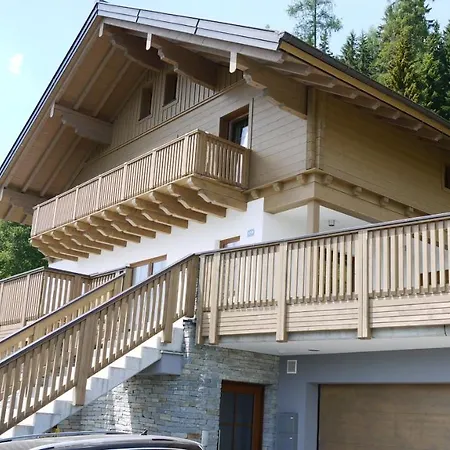 آيغنبرغ أبارتمنتس * فلاخاو